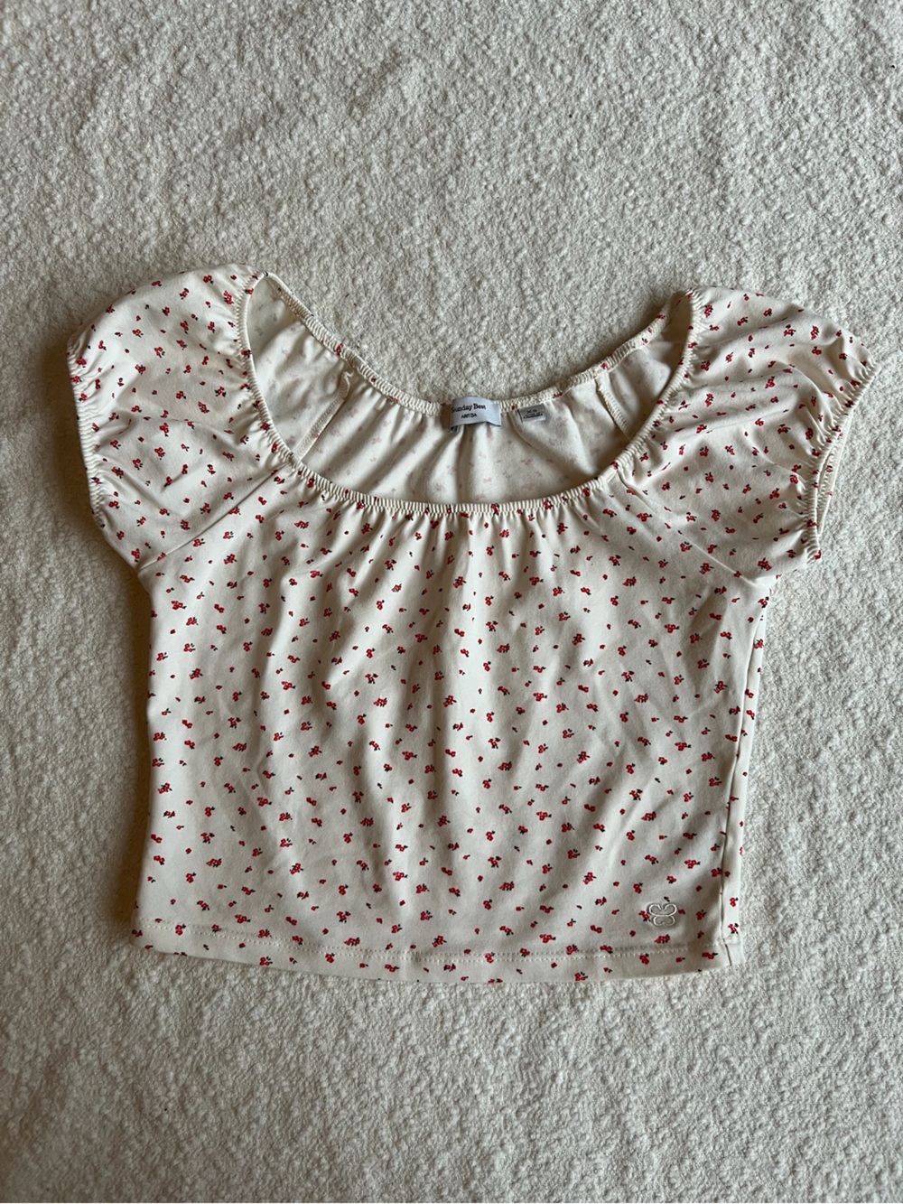 Aritzia Sunday Best Floral Crop Top Womens XS‎ Red Cream Ruched Puff Sleeve